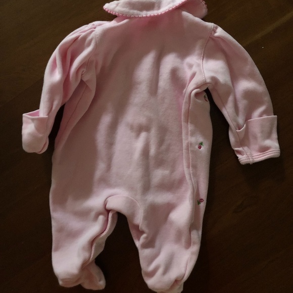 🌸3 for $15 Sale🌸Sweet pink strawberry one piece - Picture 4 of 7